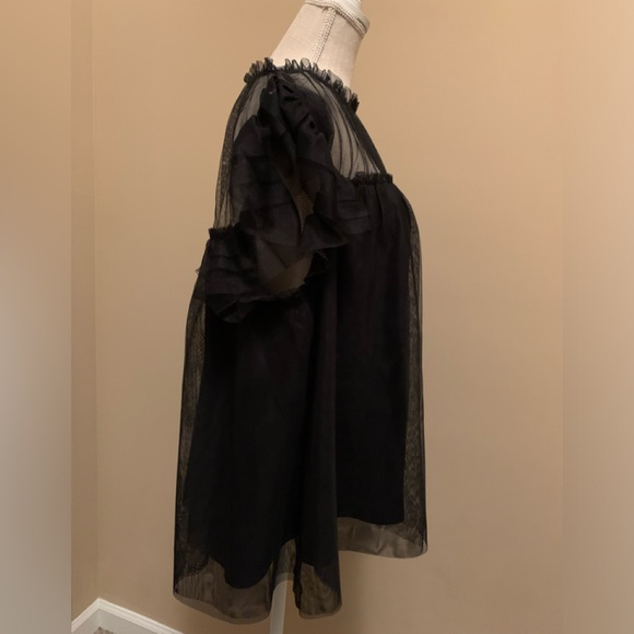 Women’s Tulle Flutter Sleeve Top Blouse - Picture 6 of 9